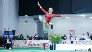 sr sfe08081 copia simone ferraro ph